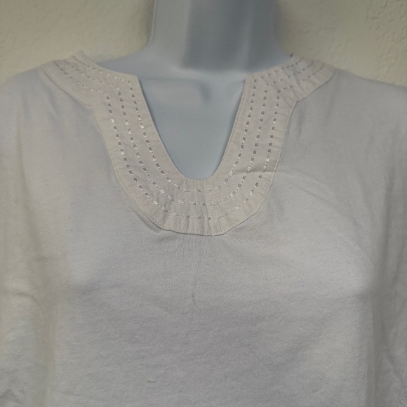 Rafaella XL white v-neck tshirt - Picture 2 of 5